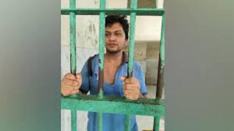 ডাকসু ভিপি প্রার্থী গ্রেপ্তার, কারাগারে প্রেরণ