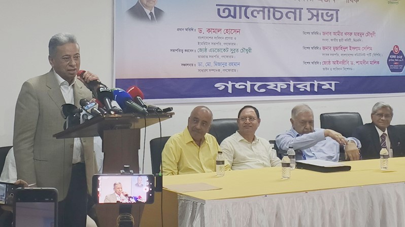 গণভোট প্রশ্নে বিএনপির প্রস্তাব ভুল, স্বীকার করলেন আমীর খসরু