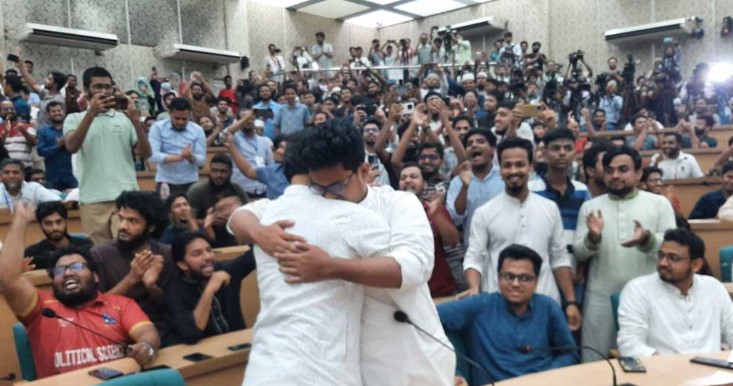 ডাকসুতে শিবিরের ভূমিধস বিজয়, ছাত্রদলের প্রত্যাখ্যান