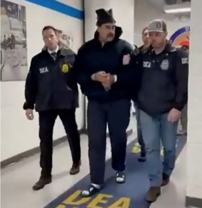 ‘পৃথিবীর নরক’ বন্দিশিবিরে ভেনেজুয়েলার প্রেসিডেন্ট